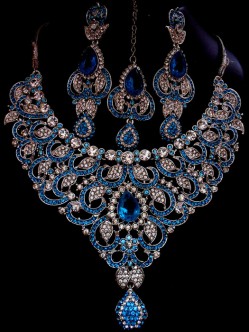 rhodium-necklaces-jewellery-31196FN4393